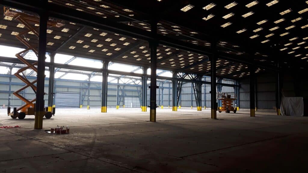Dépose d’une couverture en fibrociment à Bruyères-sur-Oise (95), chantier LCIE Étanchéité